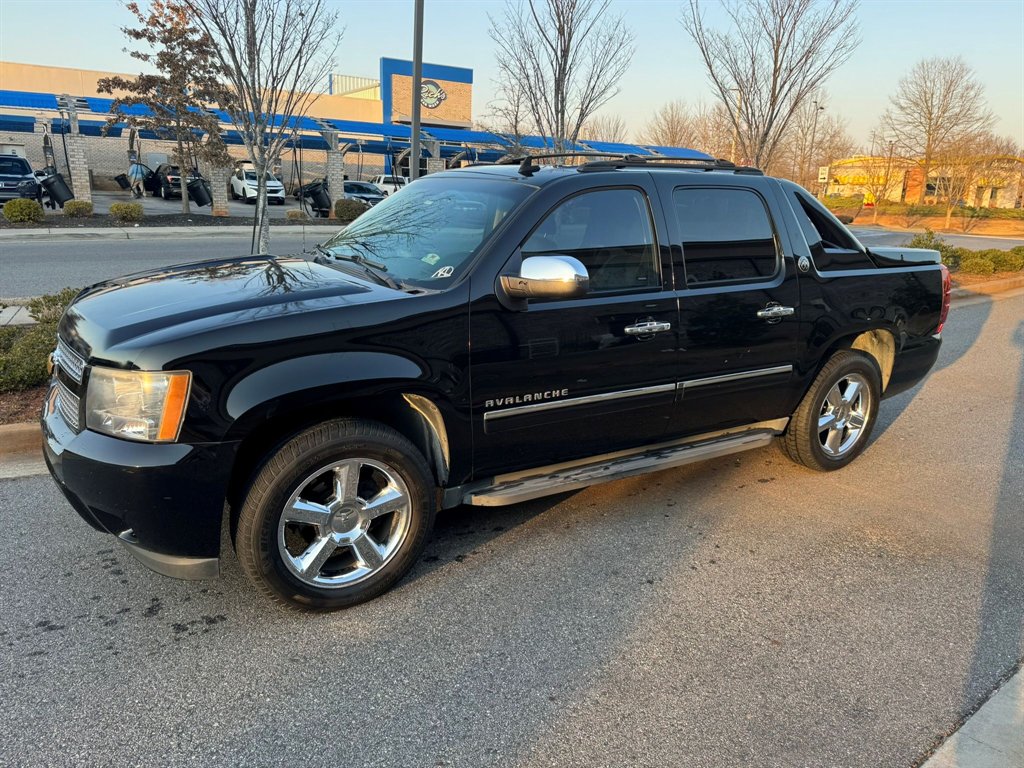 2013 Chevrolet Avalanche LTZ
