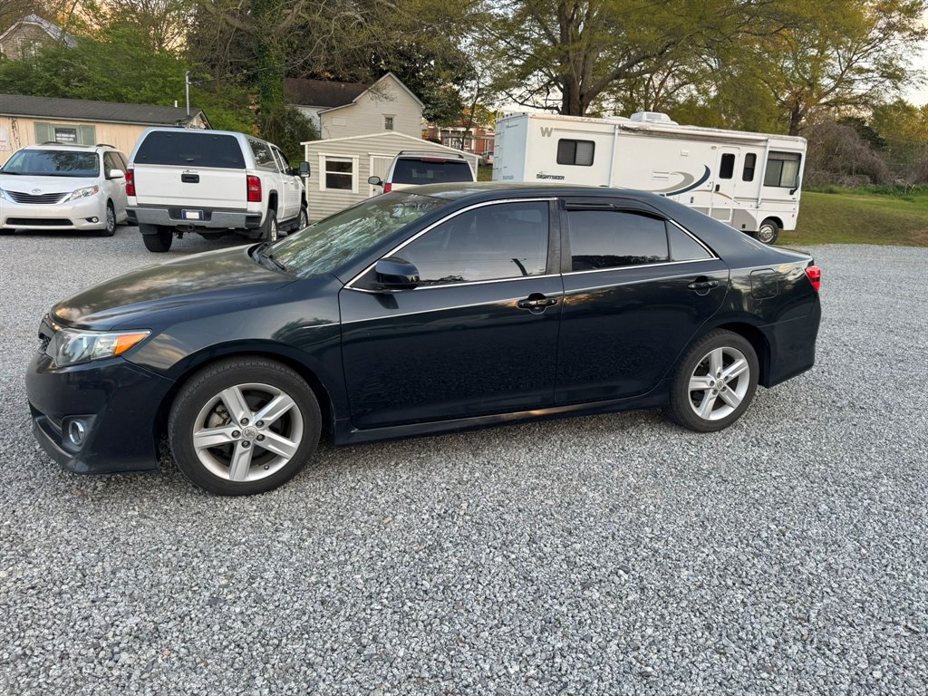 2013 Toyota Camry SE