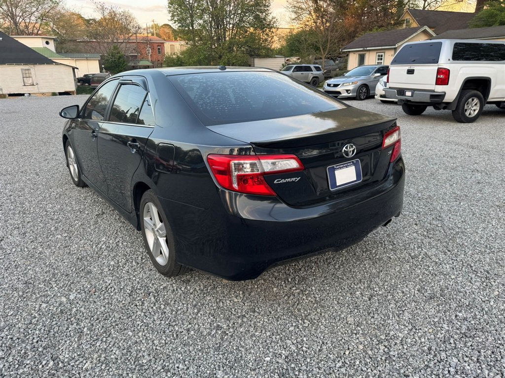 2013 Toyota Camry SE - Photo 6