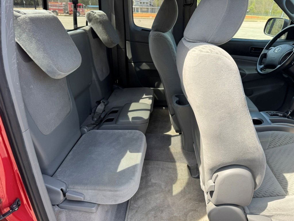 2011 Toyota Tacoma PreRunner - Photo 7