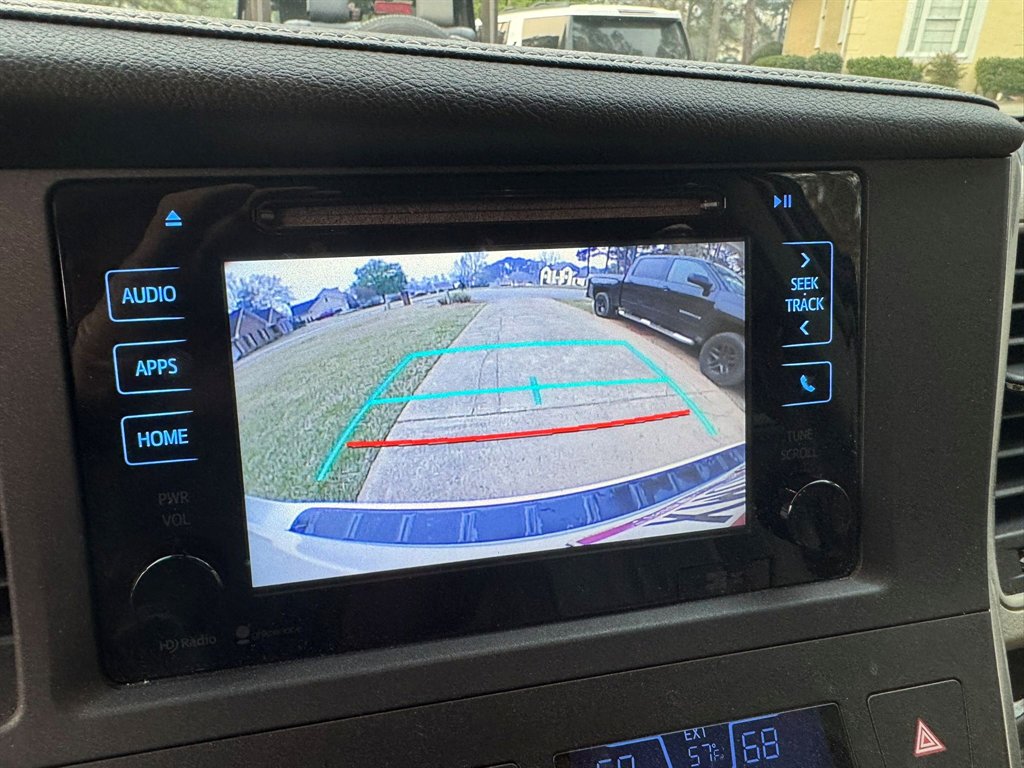 2015 Toyota Sienna XLE Premium - Photo 12