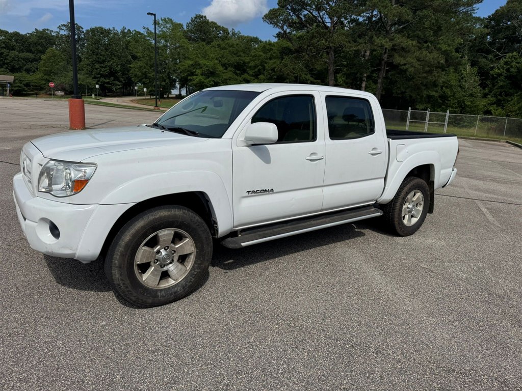 2009 Toyota Tacoma PreRunner Double Cab V6 5AT's photo