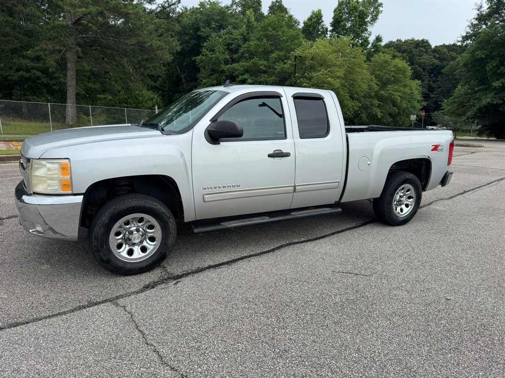 2013 Chevrolet Silverado 1500 LT 4X4 Extended Cab MWB's photo