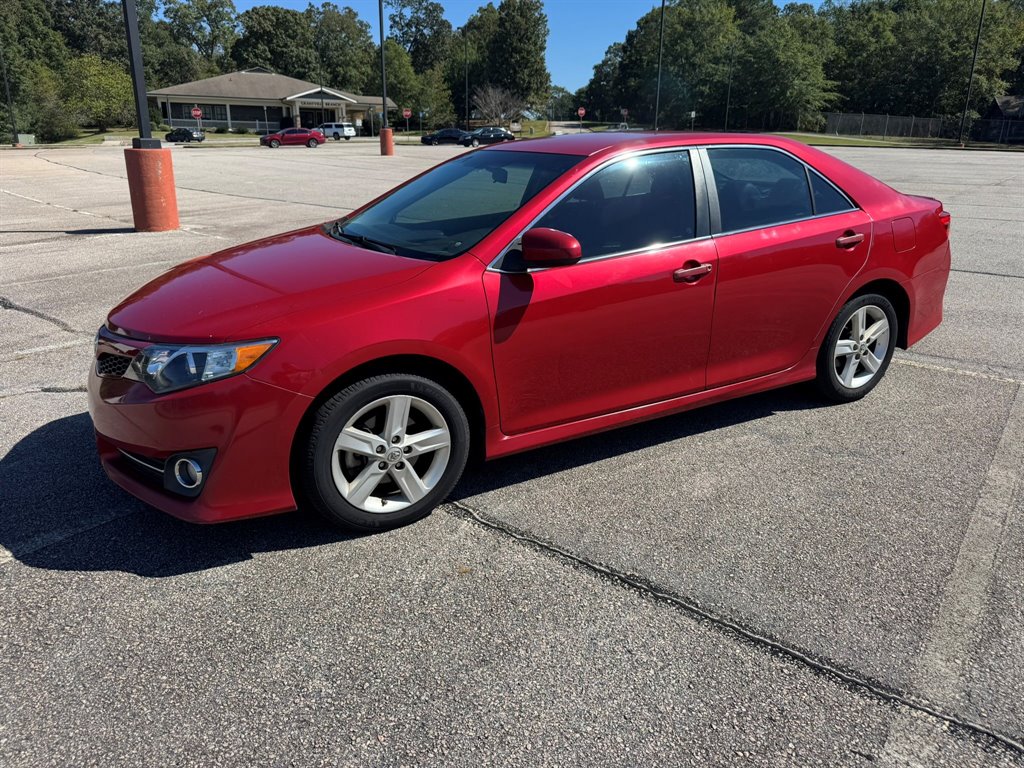2014 Toyota Camry SE
